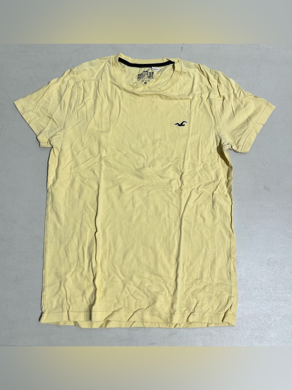 Hollister Yellow Crew Neck Tee with Navy Logo